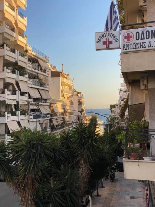 Hidden Gem On The Piraeus Coast Lägenhet Exteriör bild
